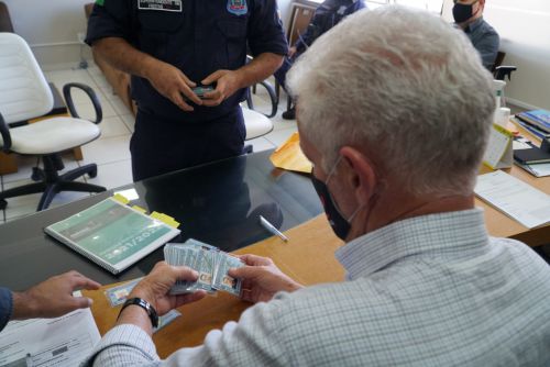 Guaíra - Agentes da Guarda Municipal recebem carteiras funcionais • Portal Guaíra