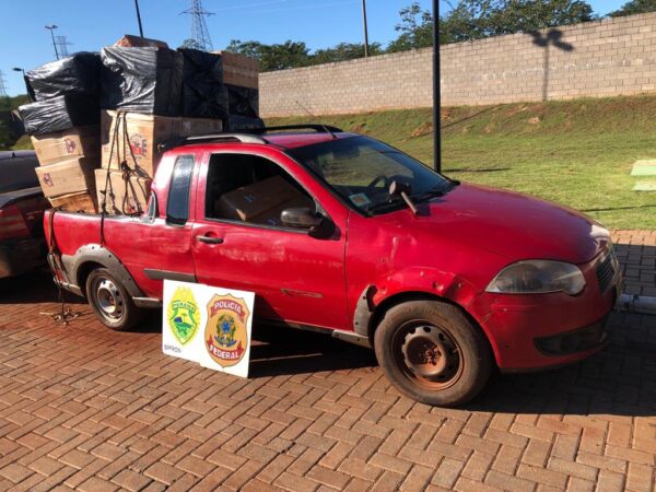 Guaíra - PF e BPFron estouram garagem clandestina com quatro veículos carregados com ilícitos • Portal Guaíra