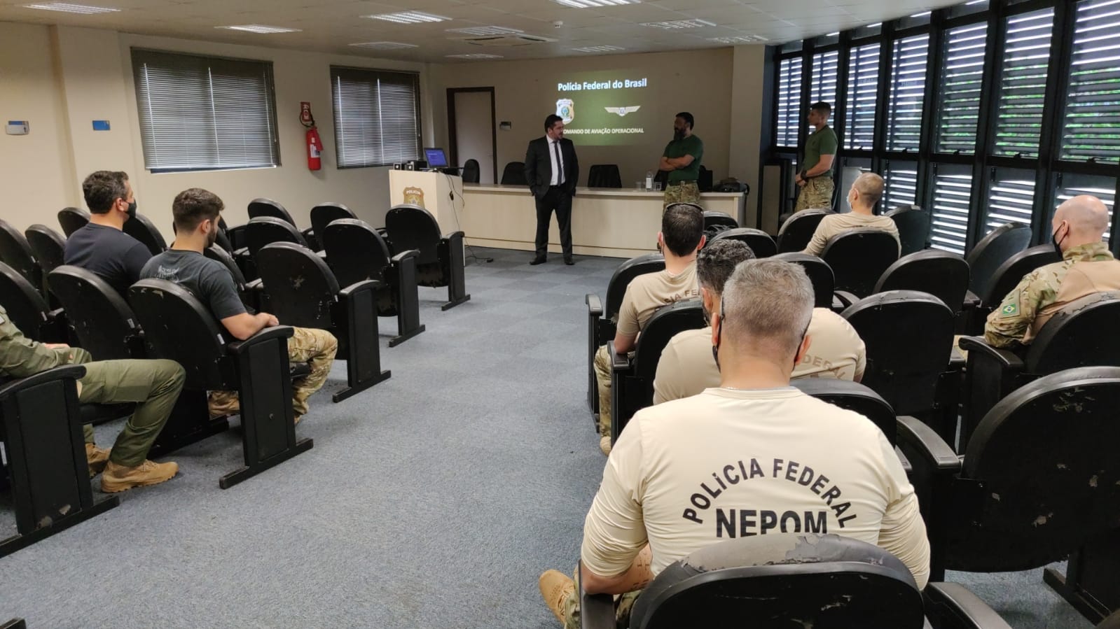 Guaíra - CAOP-PF ministra treinamento aerotático a unidades especiais da fronteira • Portal Guaíra