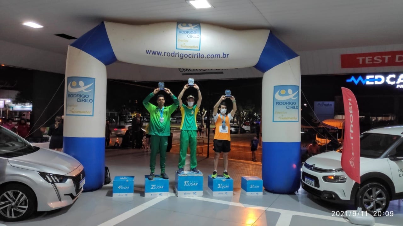 Cascavel - Atletas guairenses vencem ‘Circuito 8kascavel’ de corridas • Portal Guaíra