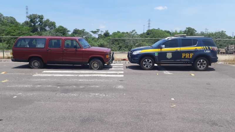 Guaíra - PRF recupera veículo roubado no mesmo dia na cidade de Cascavel • Portal Guaíra