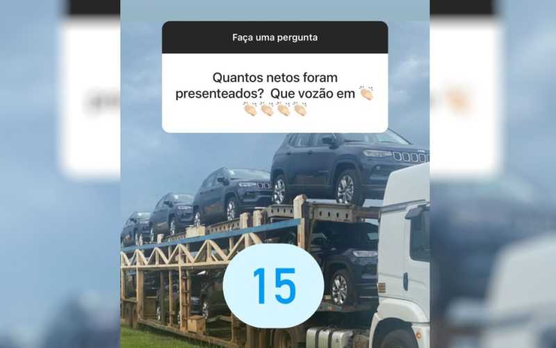 Inusitado - Prefeito de Bom Jesus de Goiás bomba na web ao presentear 15 netos com carros de luxo • Portal Guaíra