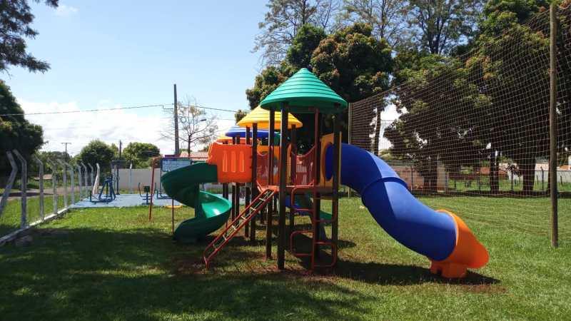 Guaíra - Parque Hortência é contemplado com parque infantil • Portal Guaíra