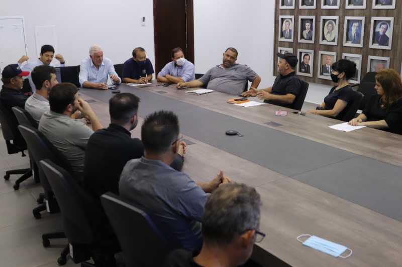 Guaíra - Executivo Municipal participa de reunião junto a Comunidade de Maracaju dos Gaúchos • Portal Guaíra