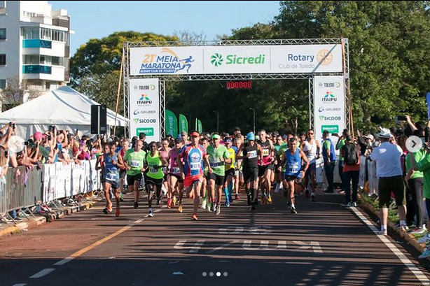 Esportes - Atleta guairense é campeão geral na prova de 6 Km da 21ª Meia Maratona Rotary Club de Toledo • Portal Guaíra